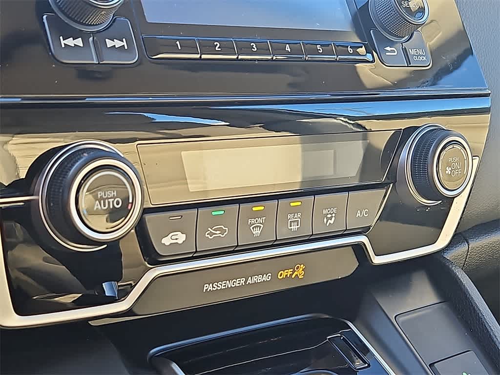 Thumbnail: 2017 Honda CR-V - 14