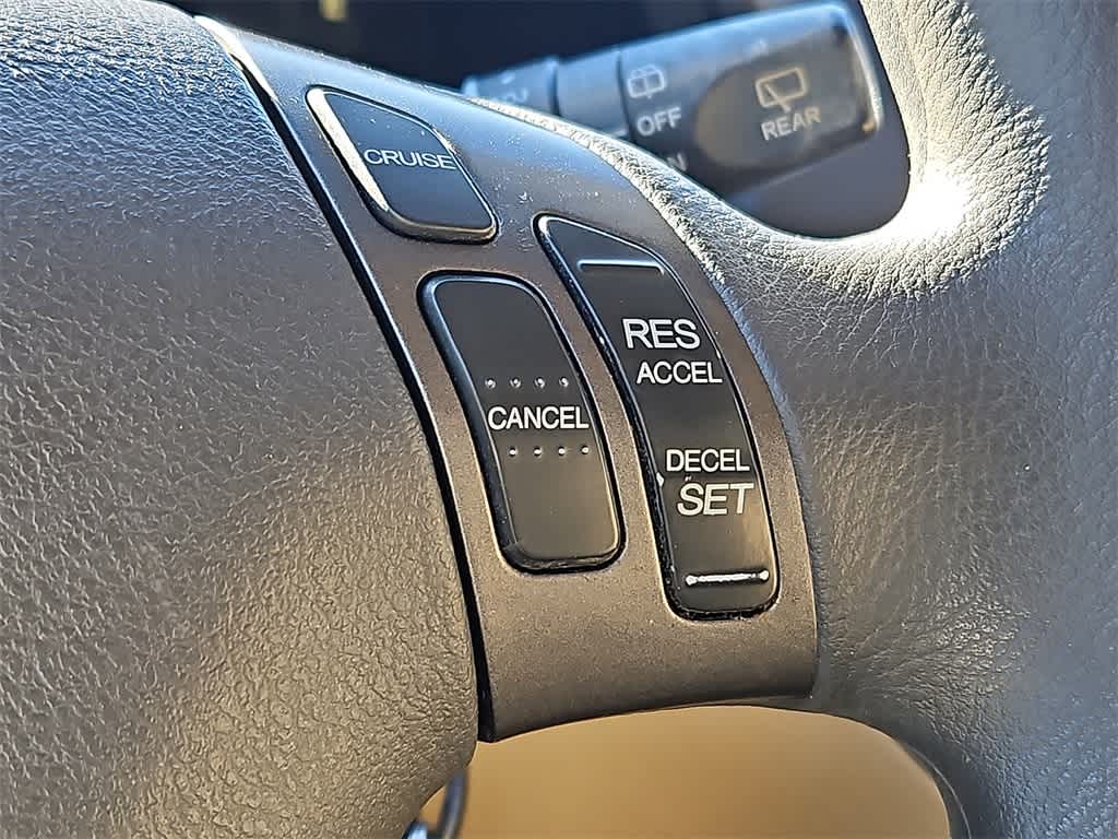 Thumbnail: 2010 Honda Odyssey - 15