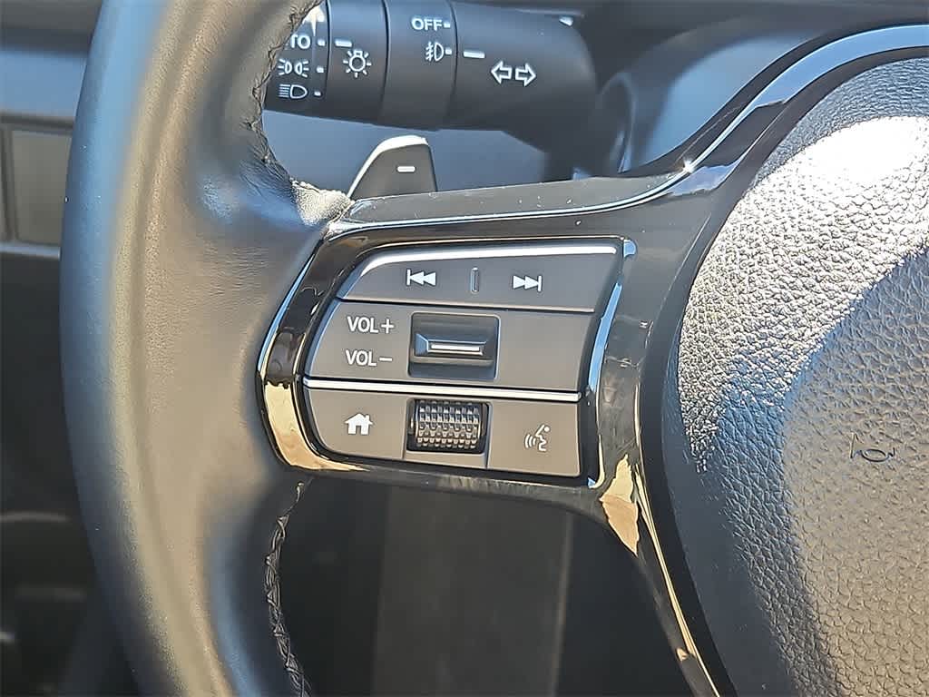 Thumbnail: 2023 Honda Pilot - 18