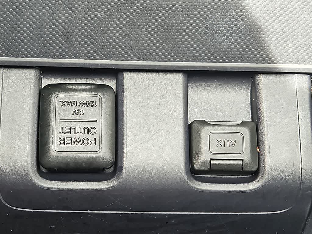 Thumbnail: 2010 Honda CR-V - 24