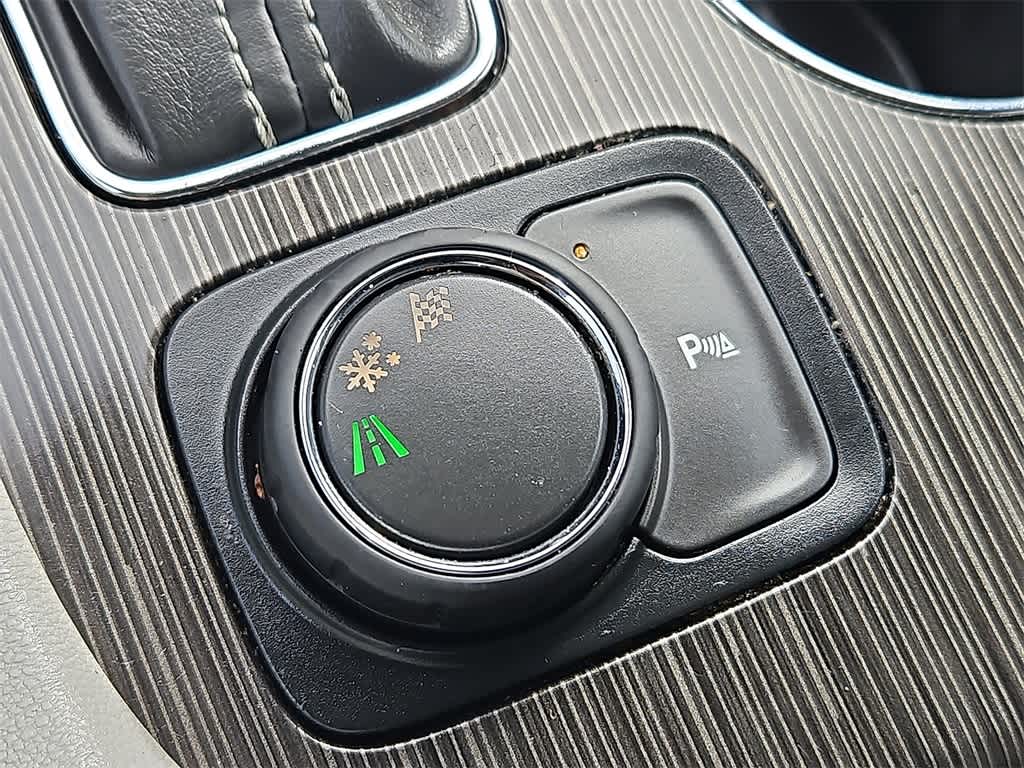 Thumbnail: 2017 GMC Acadia - 23