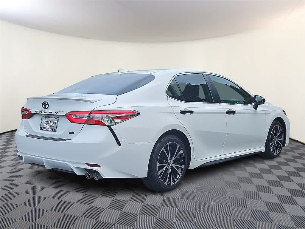 Thumbnail: 2020 Toyota Camry - 4