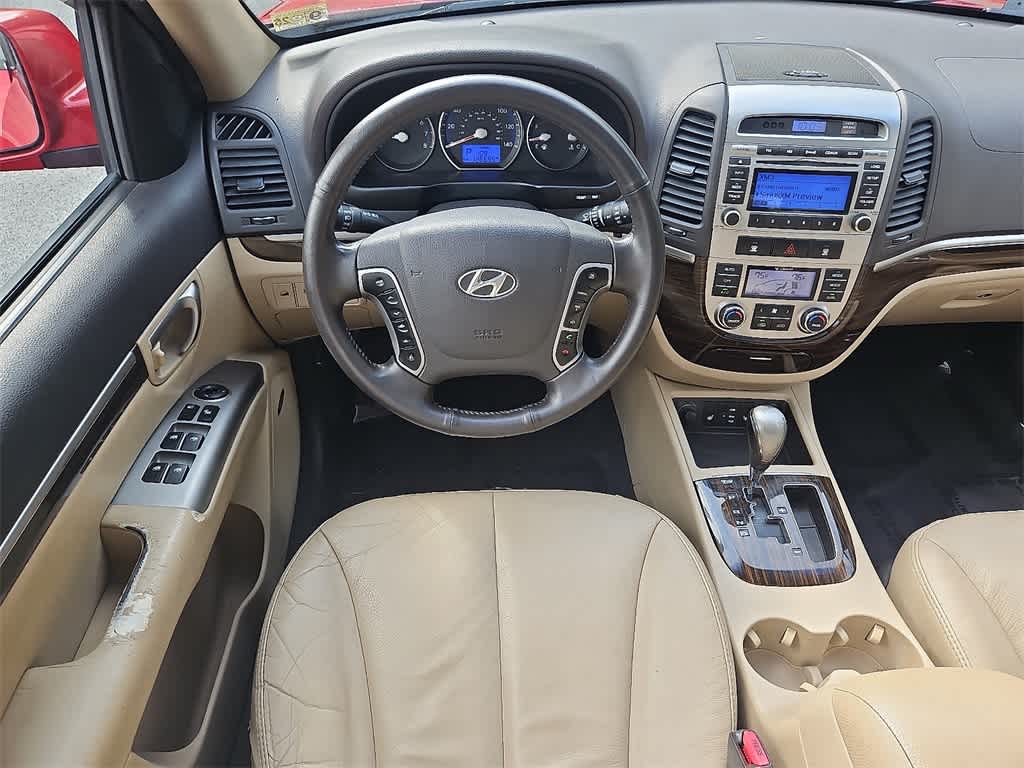 Thumbnail: 2012 Hyundai Santa Fe - 11