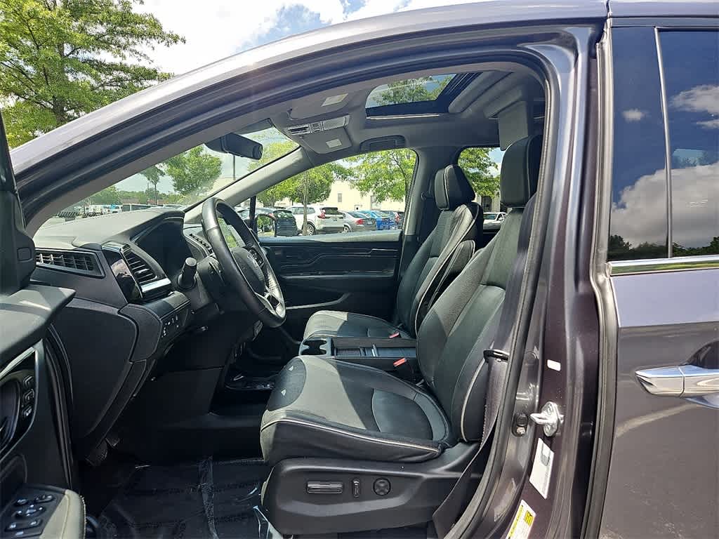 Thumbnail: 2023 Honda Odyssey - 13