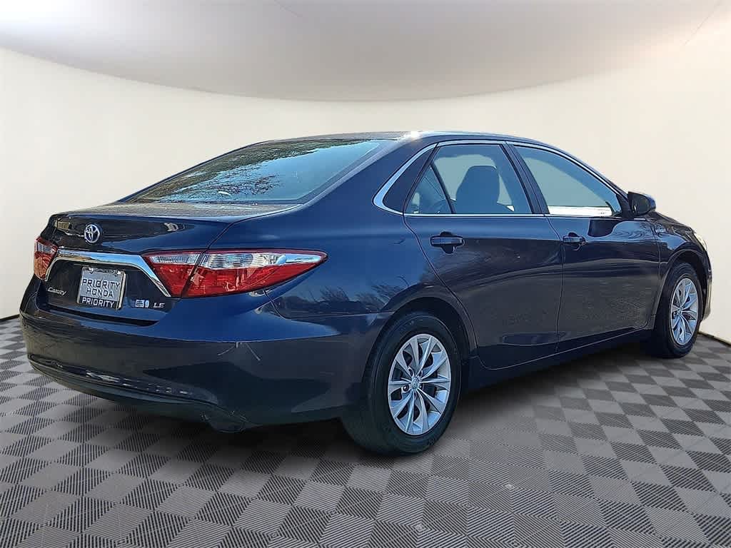 Thumbnail: 2016 Toyota Camry - 4