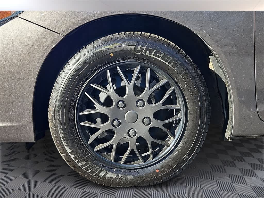 Thumbnail: 2013 Honda Civic - 6