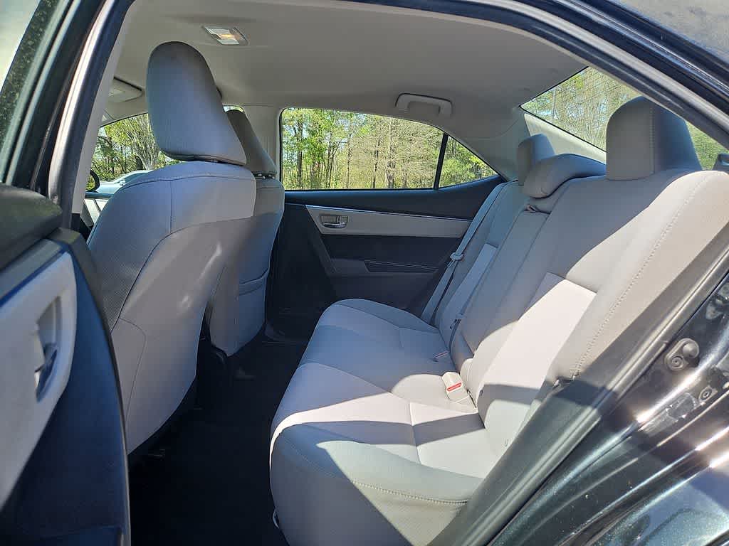 Thumbnail: 2015 Toyota Corolla - 10