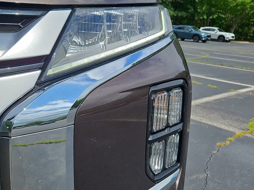 Thumbnail: 2020 Mitsubishi Outlander Sport - 9