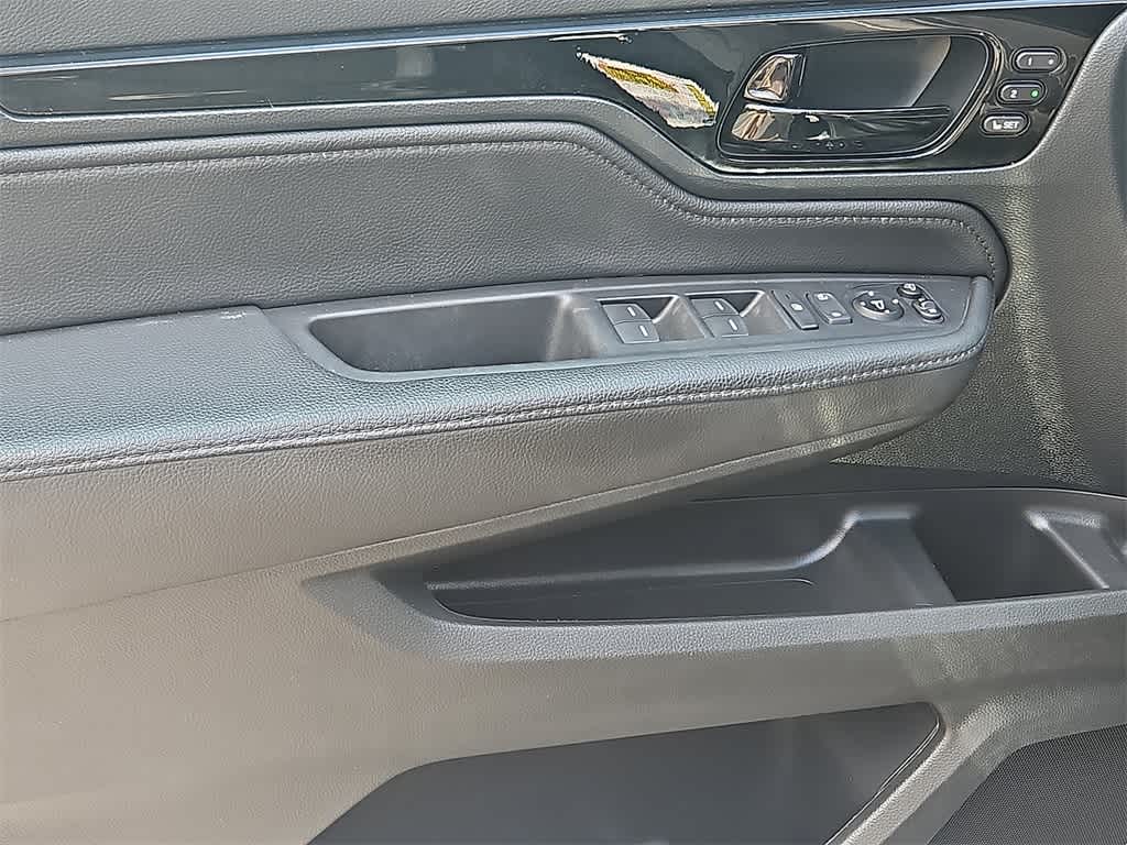 2023 Honda Odyssey Elite 13