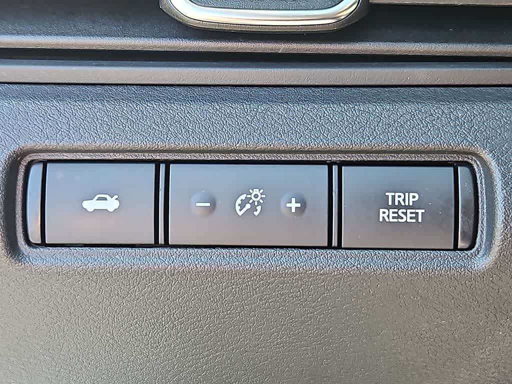 Thumbnail: 2022 Nissan Altima - 22