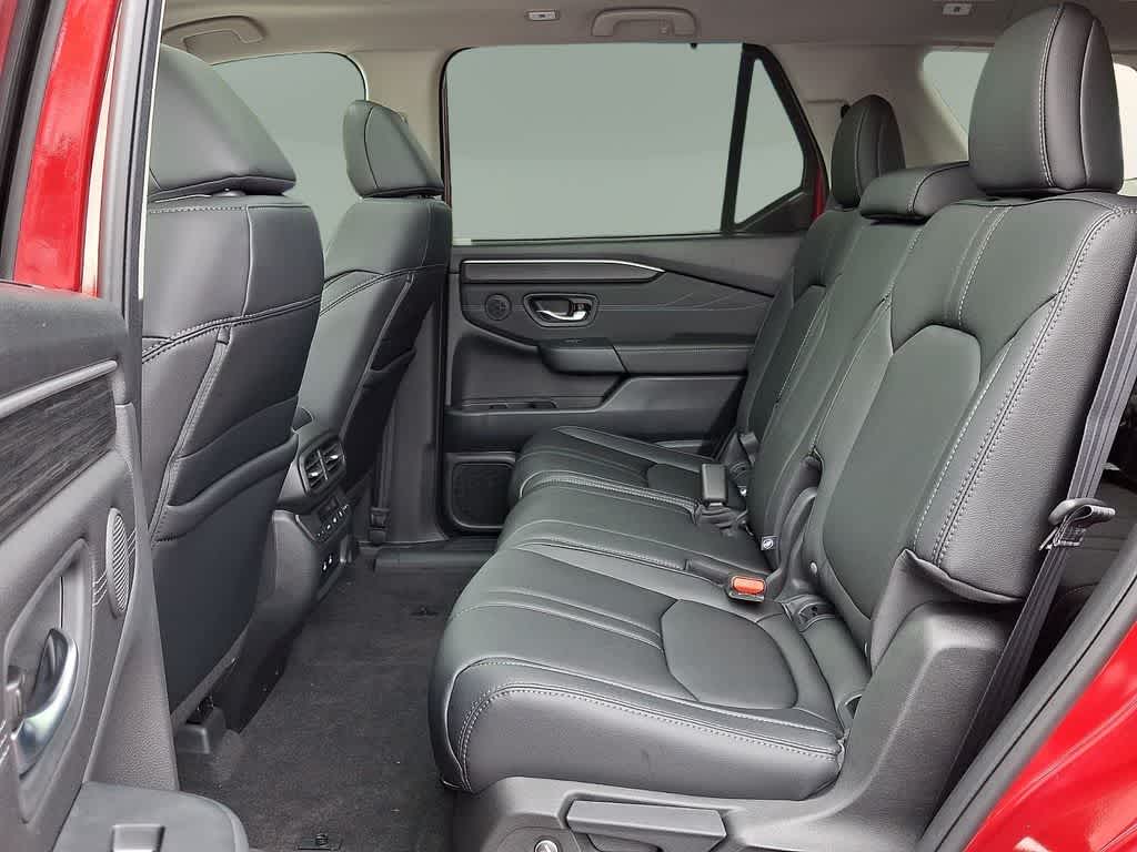 Thumbnail: 2026 Honda Pilot - 6