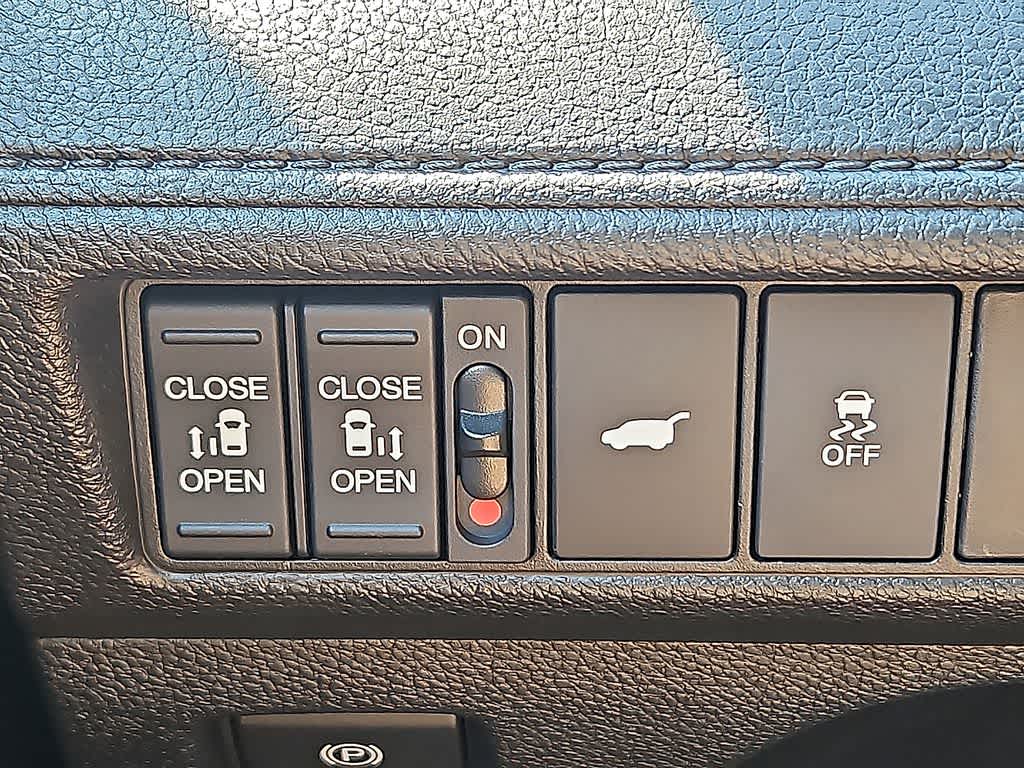 Thumbnail: 2026 Honda Odyssey - 18