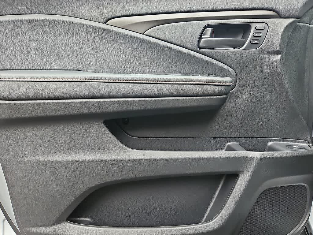 Thumbnail: 2026 Honda Ridgeline - 8