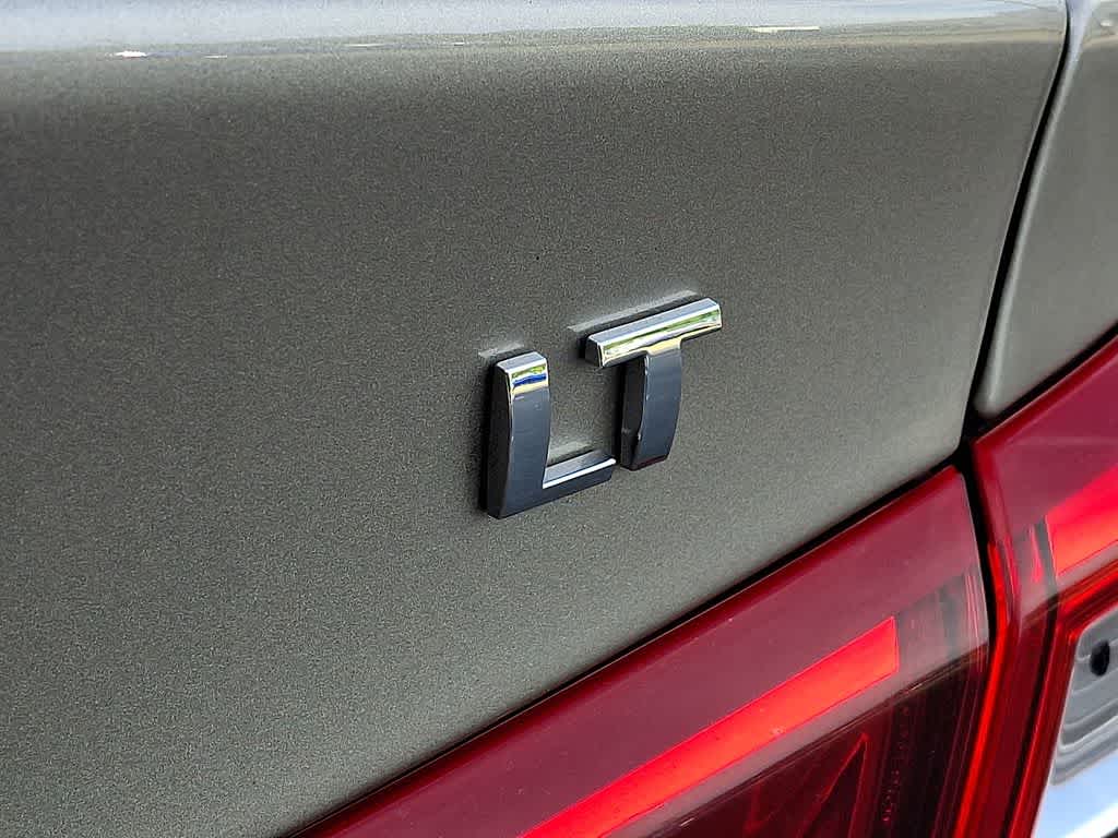 Thumbnail: 2023 Chevrolet Malibu - 28