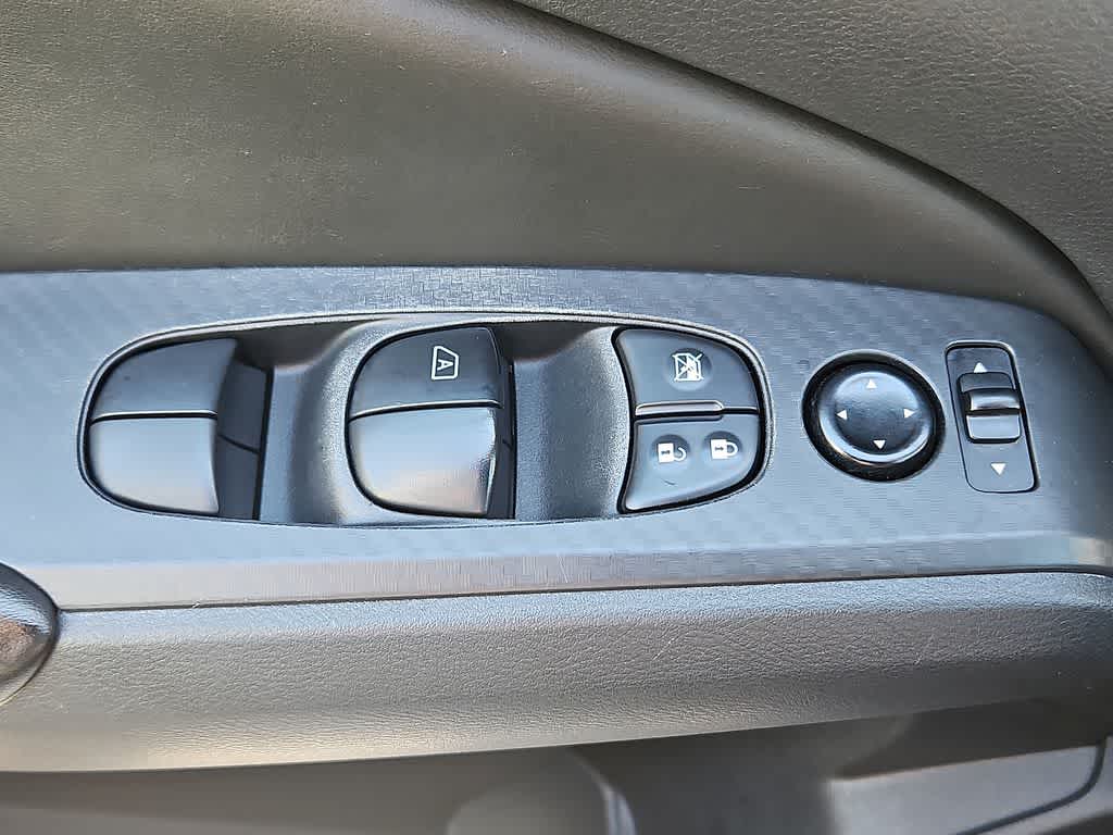 Thumbnail: 2022 Nissan Altima - 23