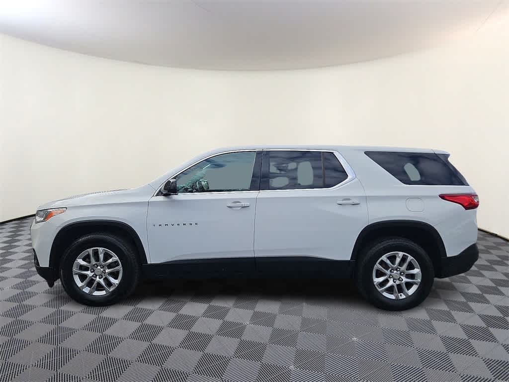 Thumbnail: 2018 Chevrolet Traverse - 8