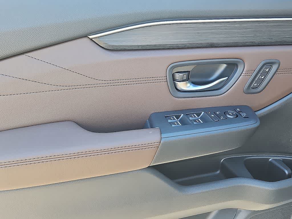 Thumbnail: 2026 Honda Pilot - 9