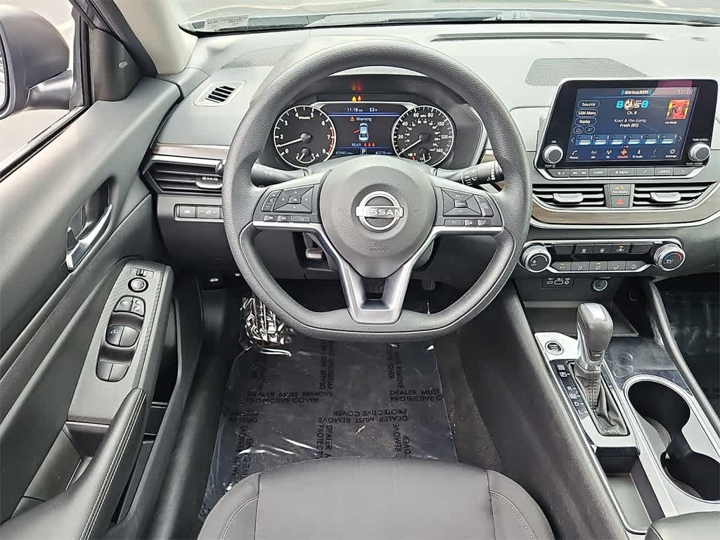 Thumbnail: 2024 Nissan Altima - 12