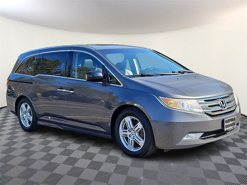 Thumbnail: 2012 Honda Odyssey - 3