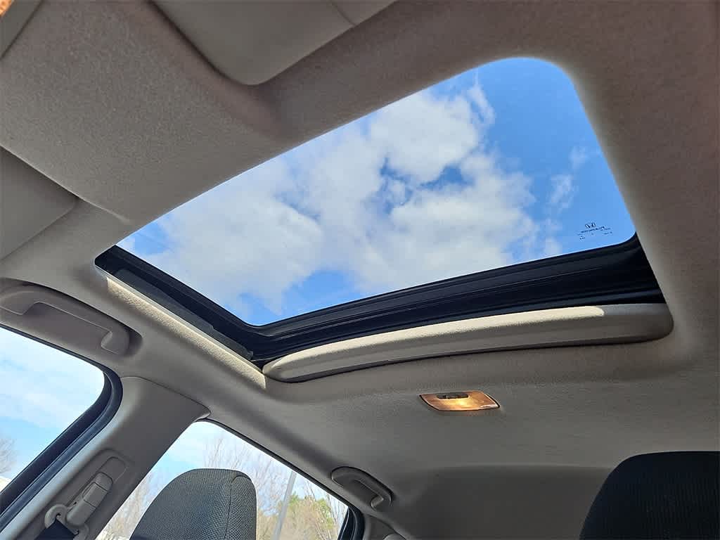 Thumbnail: 2015 Honda Fit - 10