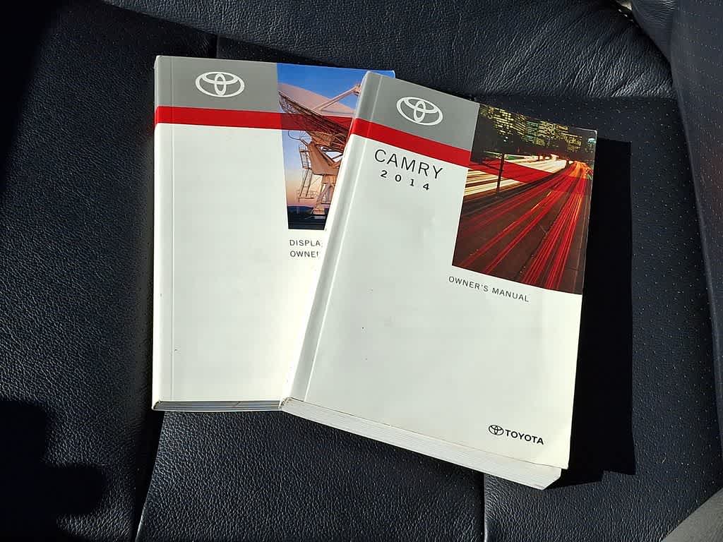 Thumbnail: 2014 Toyota Camry - 25