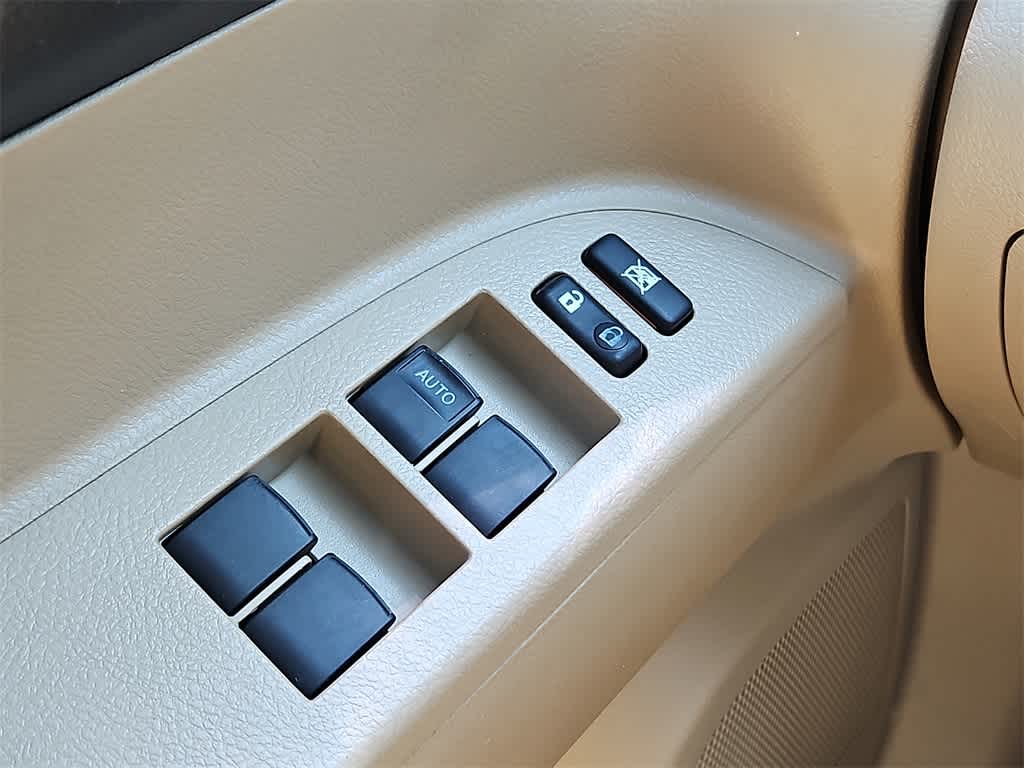 2009 Toyota Highlander Sport 23