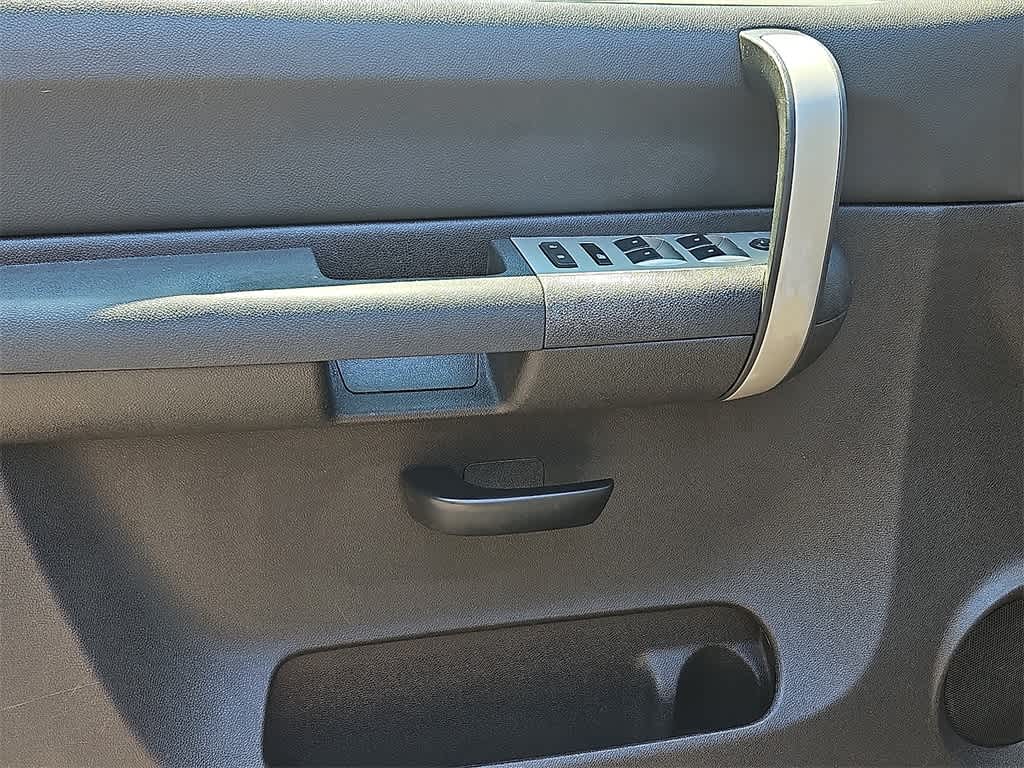 Thumbnail: 2009 GMC Sierra 1500 - 15