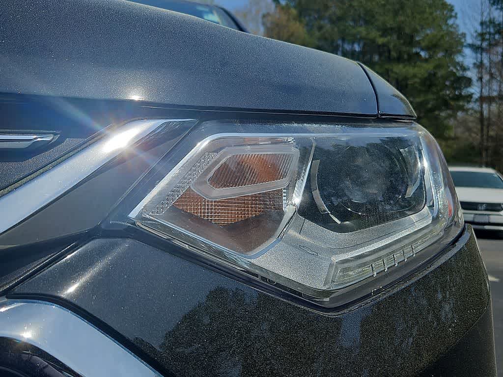 Thumbnail: 2018 Chevrolet Traverse - 9