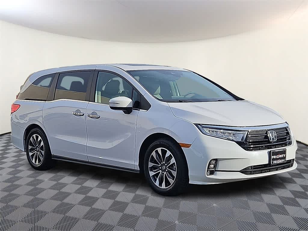 Thumbnail: 2023 Honda Odyssey - 3