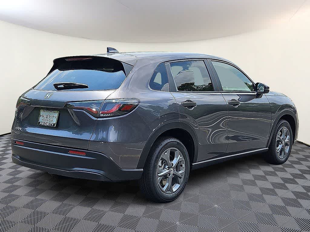 Thumbnail: 2027 Honda HR-V - 3