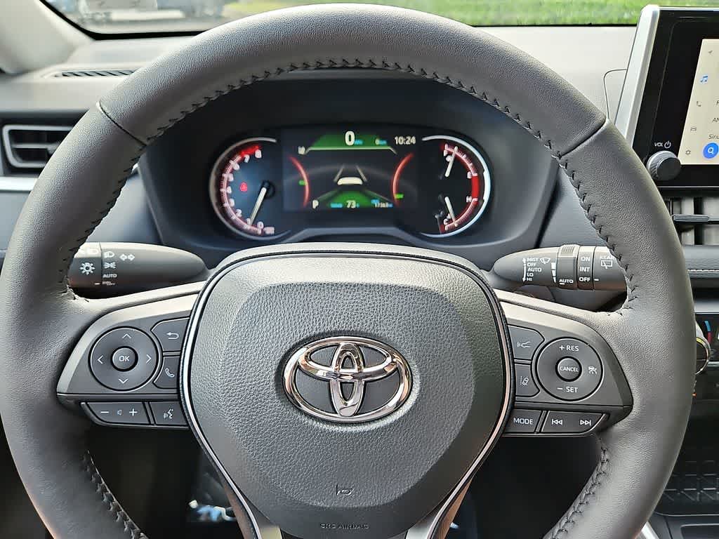 Thumbnail: 2025 Toyota RAV4 - 20