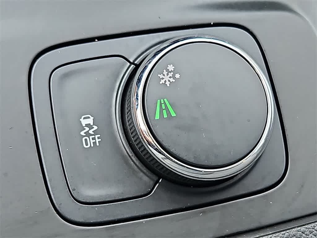 Thumbnail: 2020 Chevrolet Traverse - 20