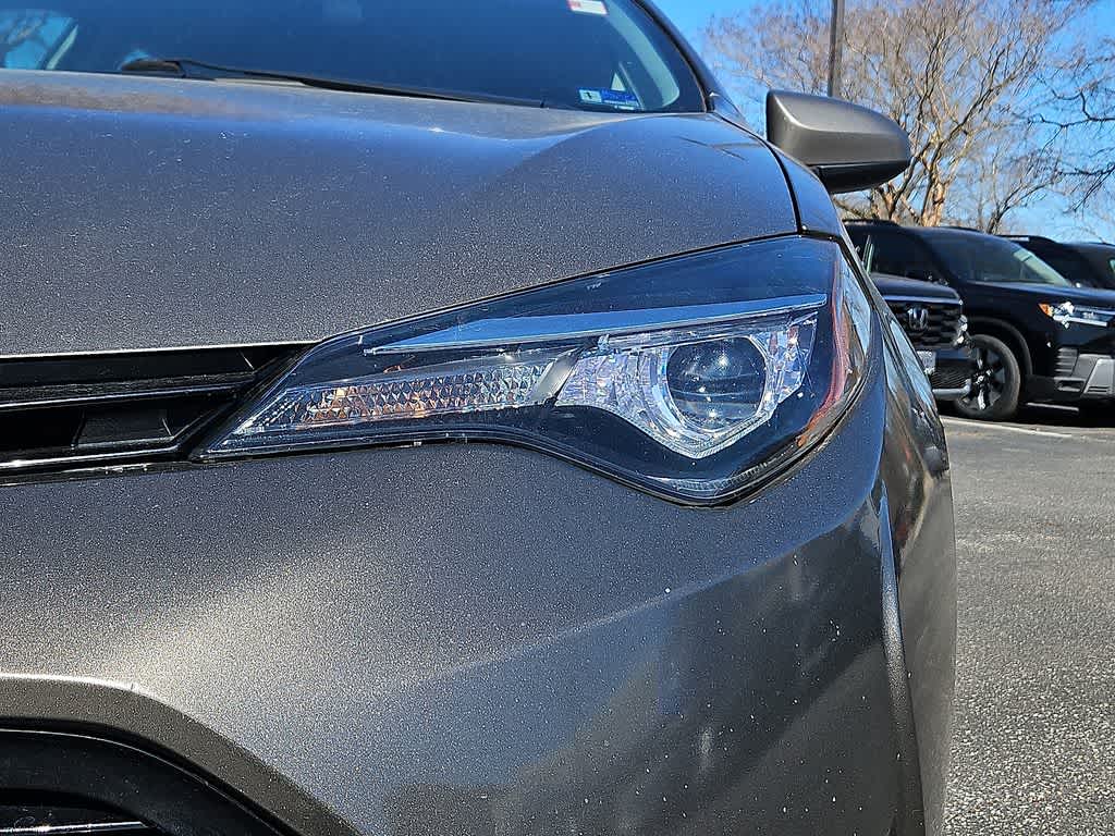 Thumbnail: 2017 Toyota Corolla - 9