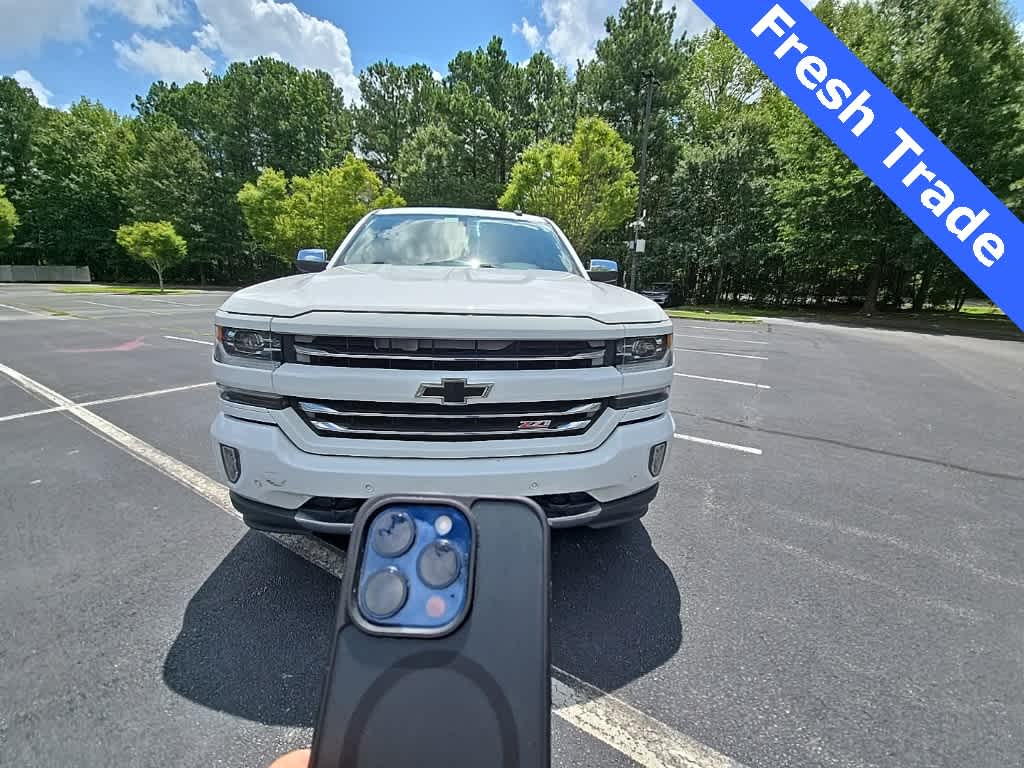 Thumbnail: 2017 Chevrolet Silverado 1500 - 1