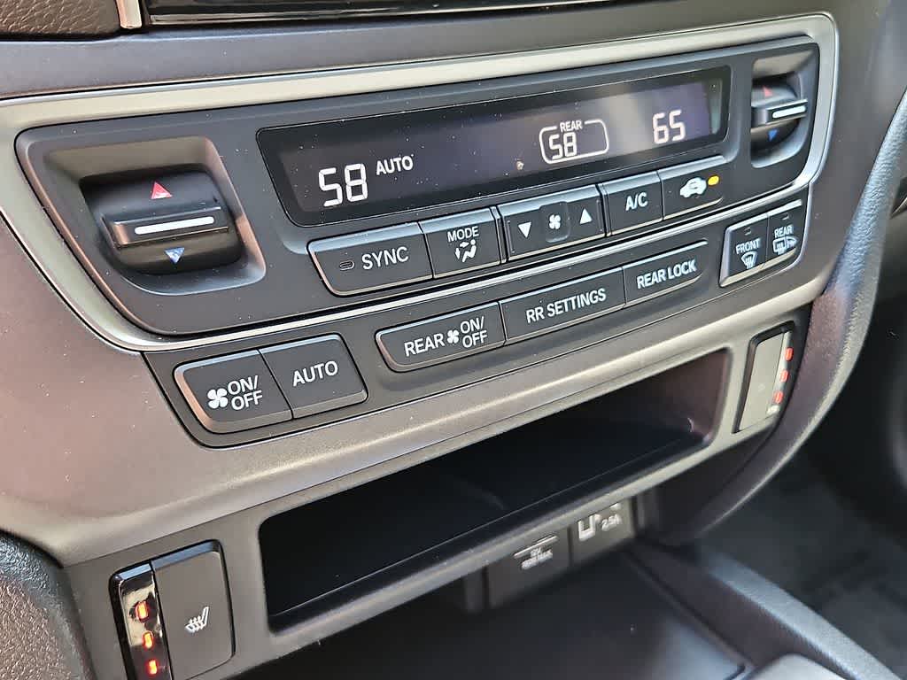 Thumbnail: 2020 Honda Pilot - 18