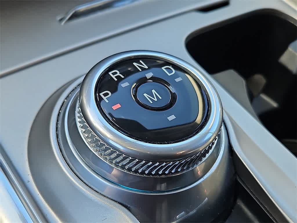 Thumbnail: 2021 Ford Explorer - 10