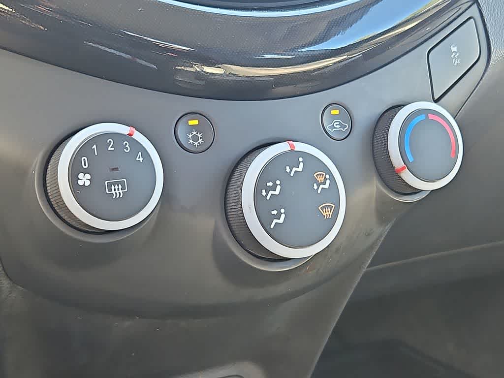 Thumbnail: 2013 Chevrolet Spark - 13