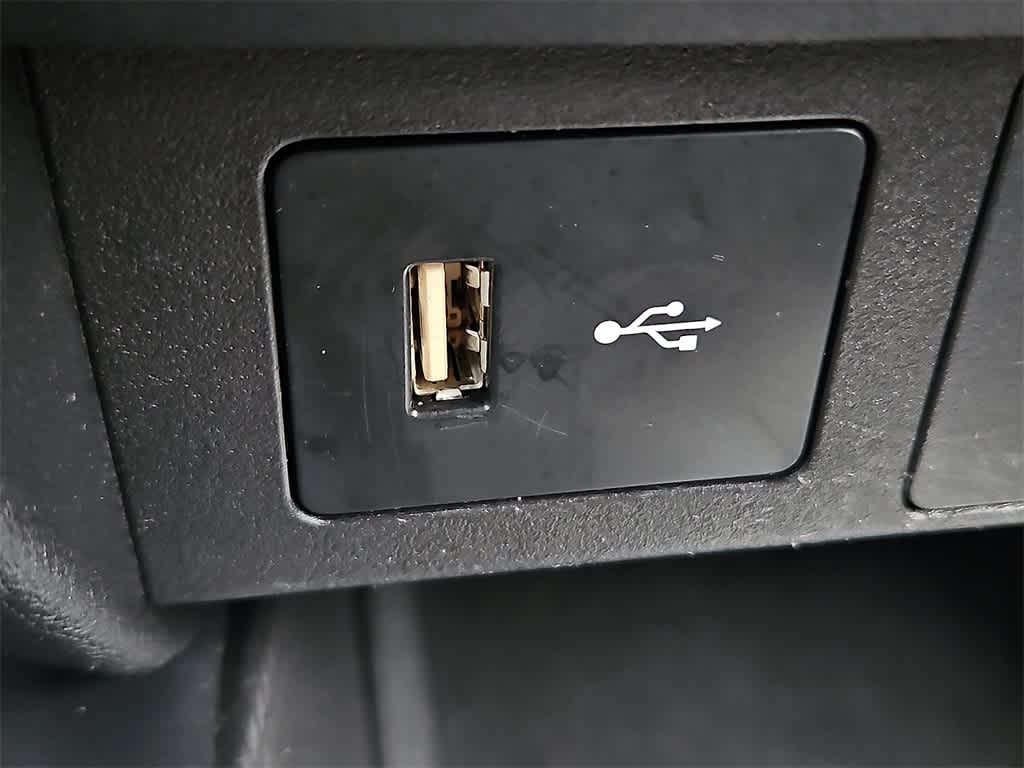 Thumbnail: 2022 Mitsubishi Outlander Sport - 17