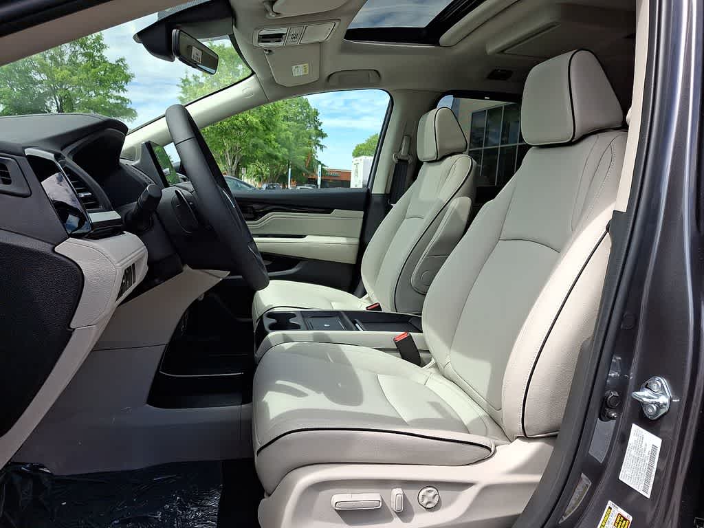 Thumbnail: 2026 Honda Odyssey - 8