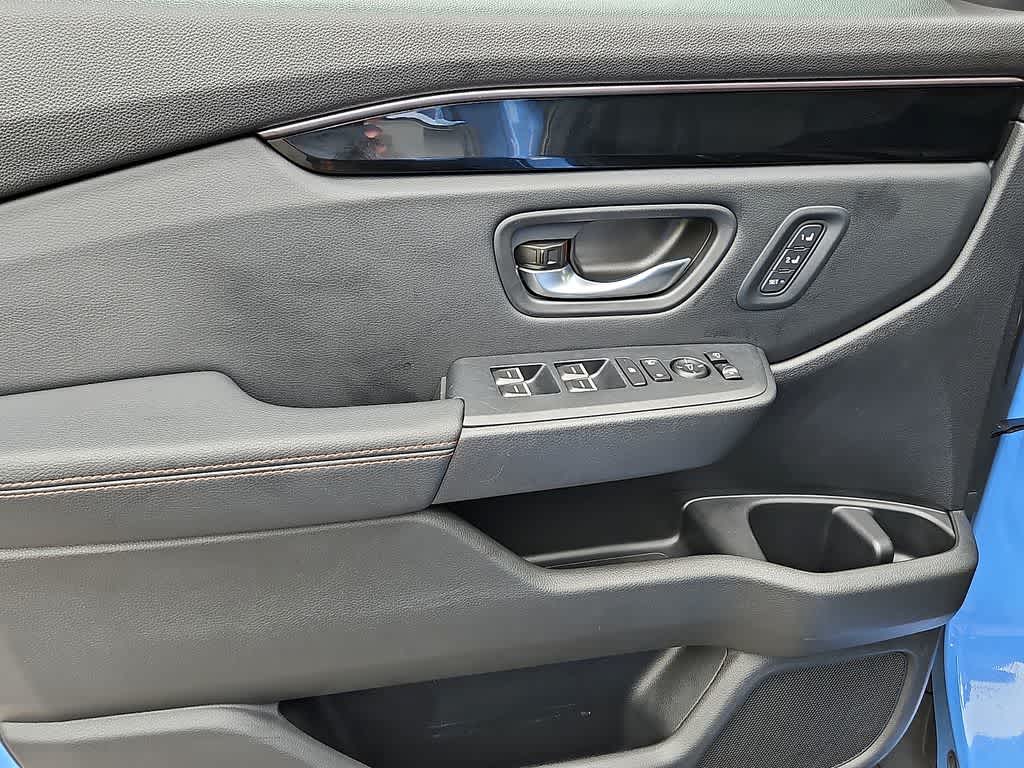 Thumbnail: 2025 Honda Pilot - 10