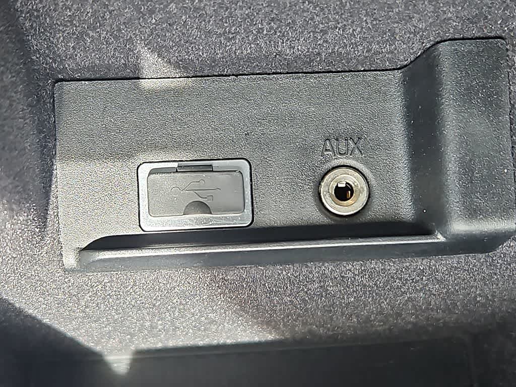 Thumbnail: 2015 Volvo V60 - 25