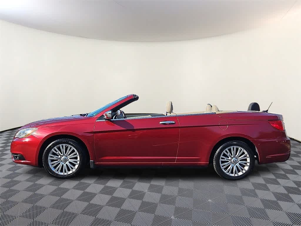 Thumbnail: 2011 Chrysler 200 - 6