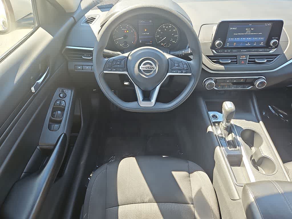 Thumbnail: 2022 Nissan Altima - 11