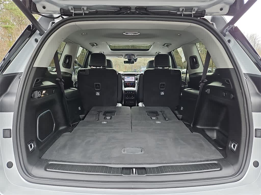 Thumbnail: 2022 Jeep Grand Cherokee - 31