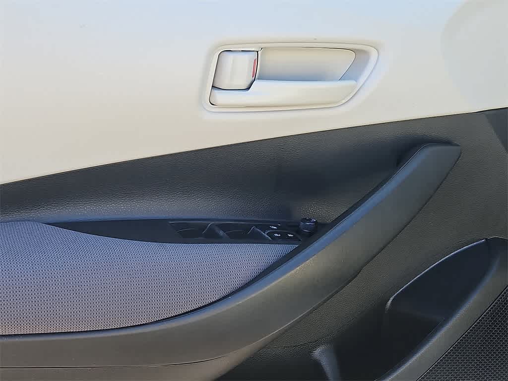 Thumbnail: 2022 Toyota Corolla - 11