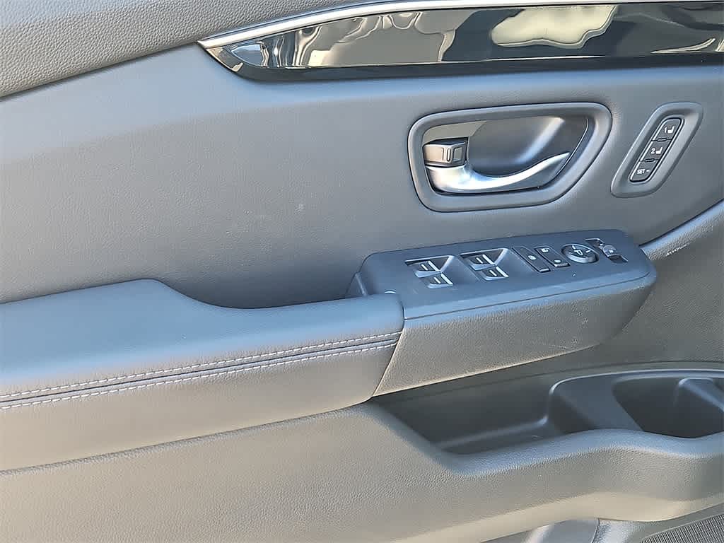 Thumbnail: 2023 Honda Pilot - 11