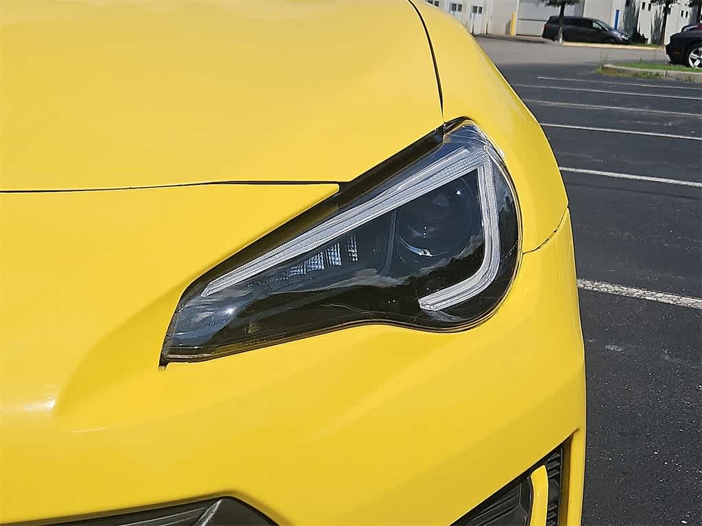 Thumbnail: 2017 Subaru BRZ - 9