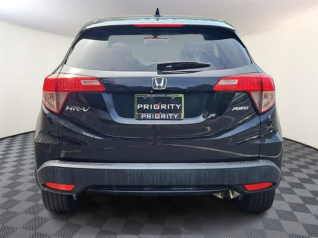 Thumbnail: 2016 Honda HR-V - 5