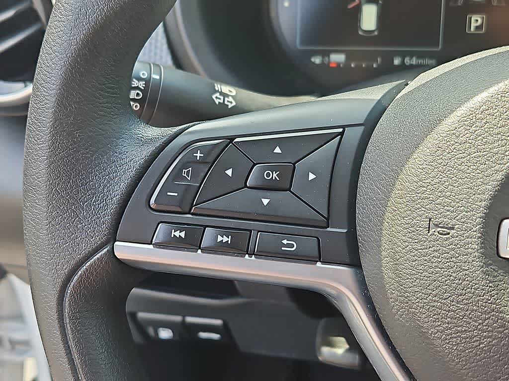 Thumbnail: 2023 Nissan Kicks - 21