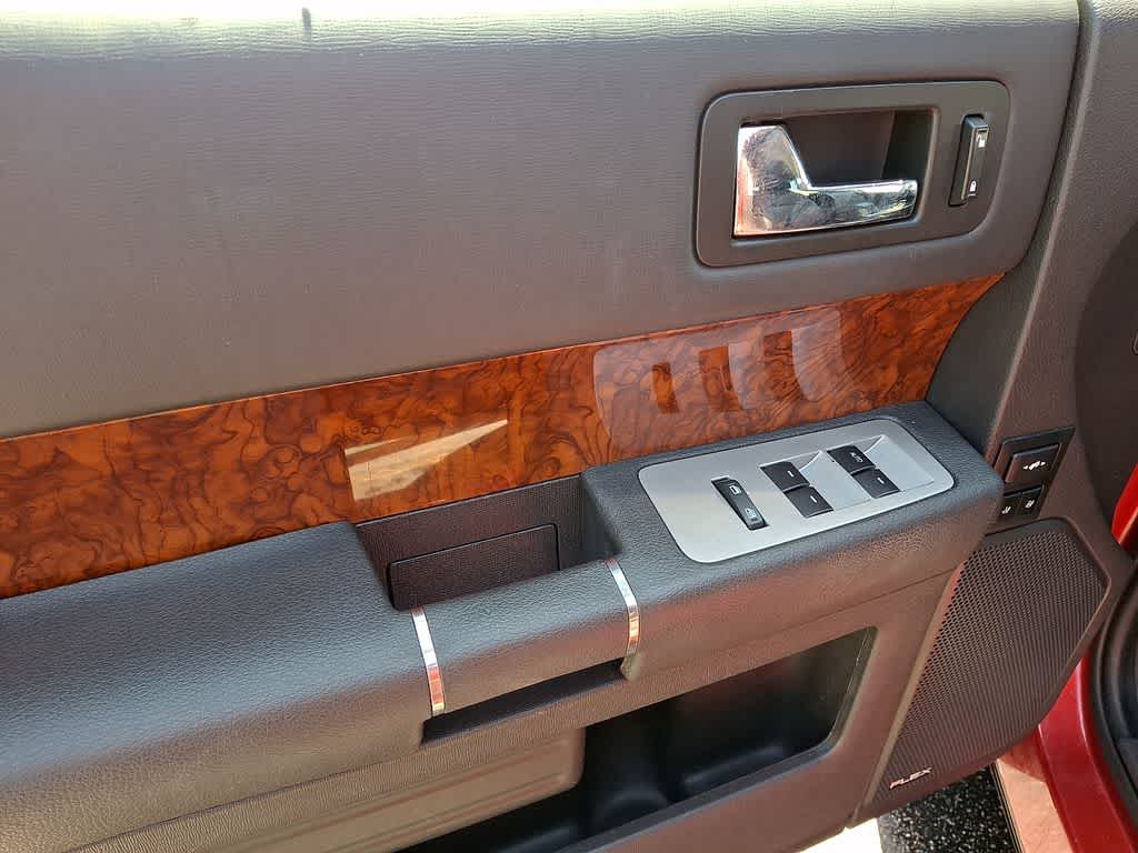 Thumbnail: 2011 Ford Flex - 13